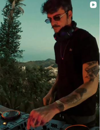KRTK durante apresentação sunset